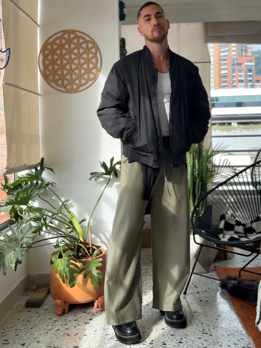 Pant bari green