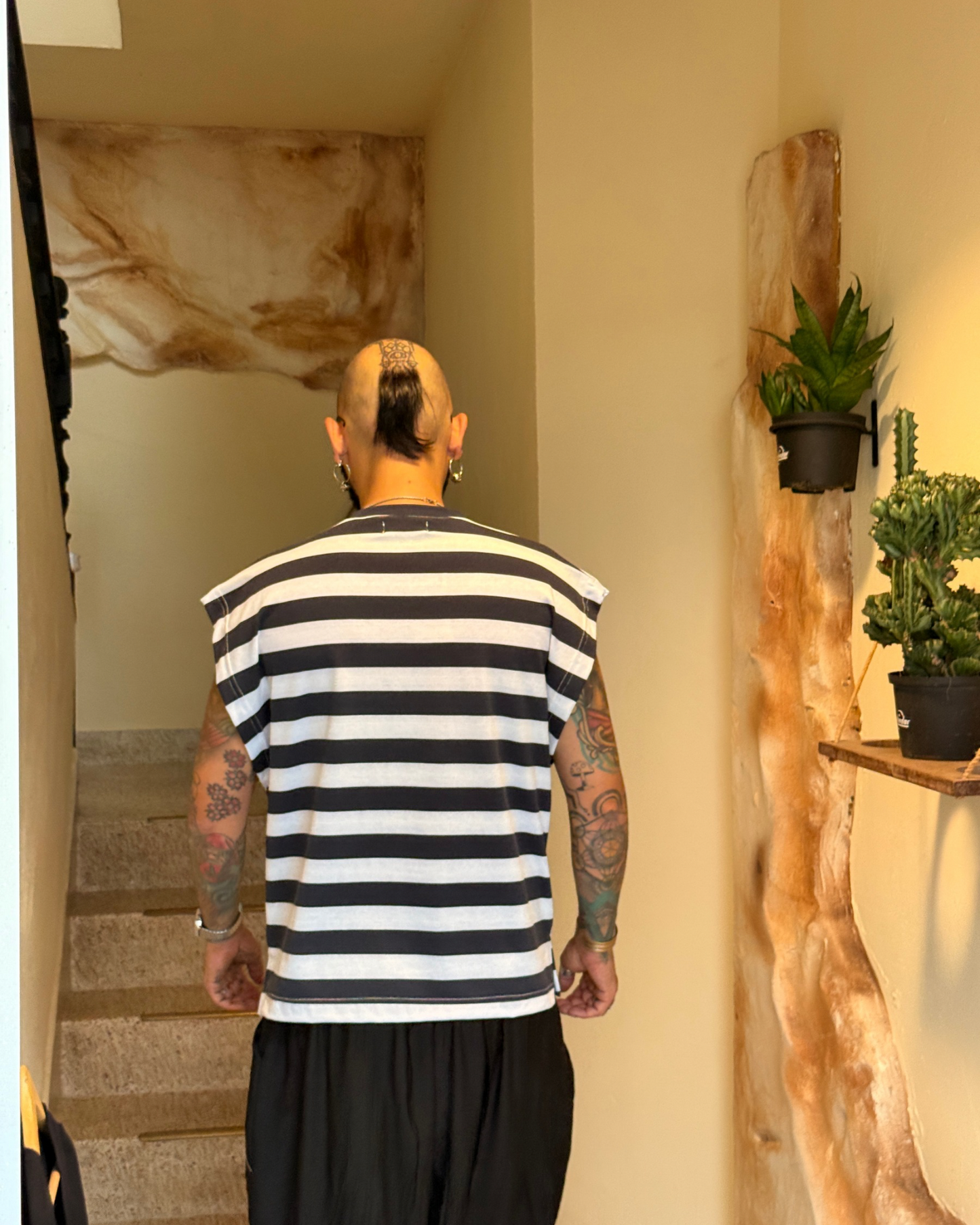 Camiseta cometa lines