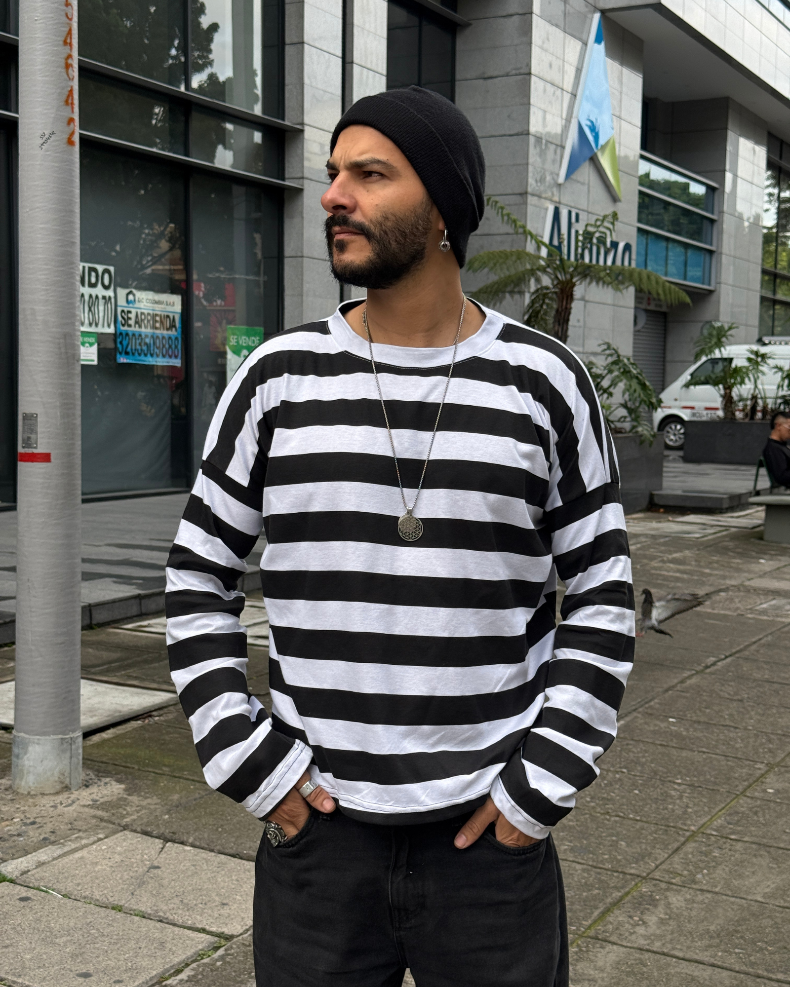 Buzo lineas Classic - LUCHADOR COLOMBIA