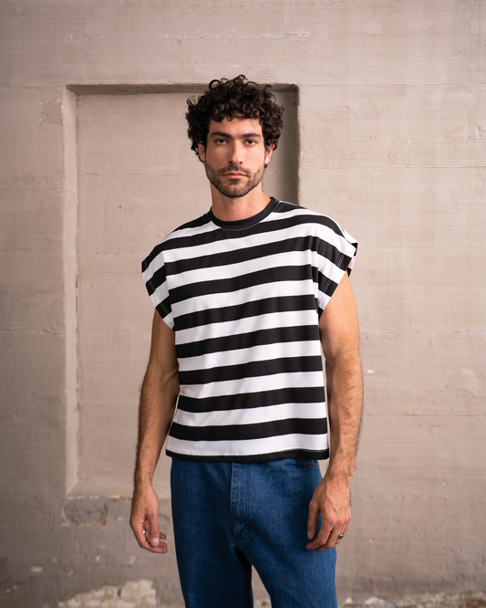 Camiseta cometa clásica