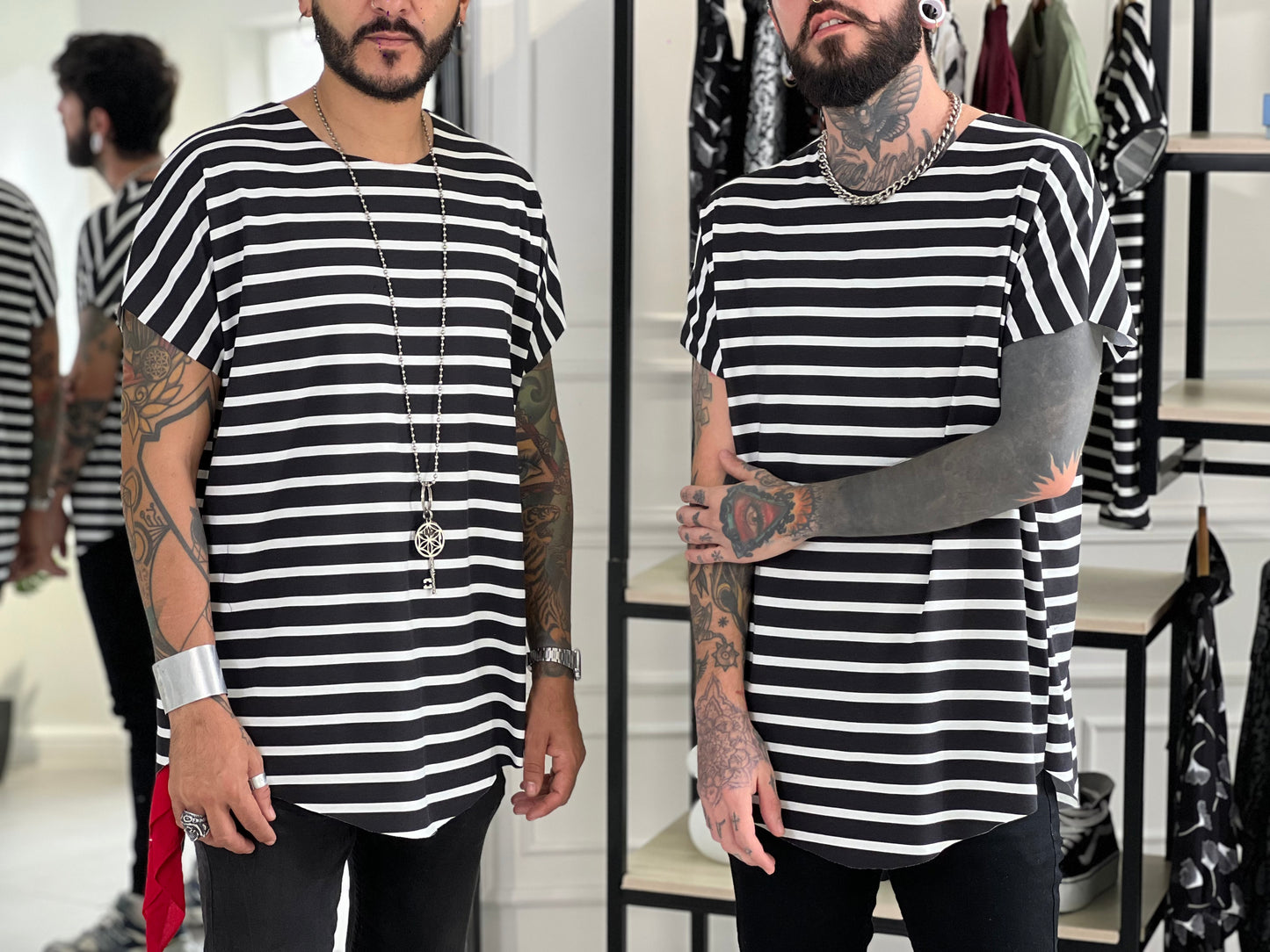 Camiseta ov black lines