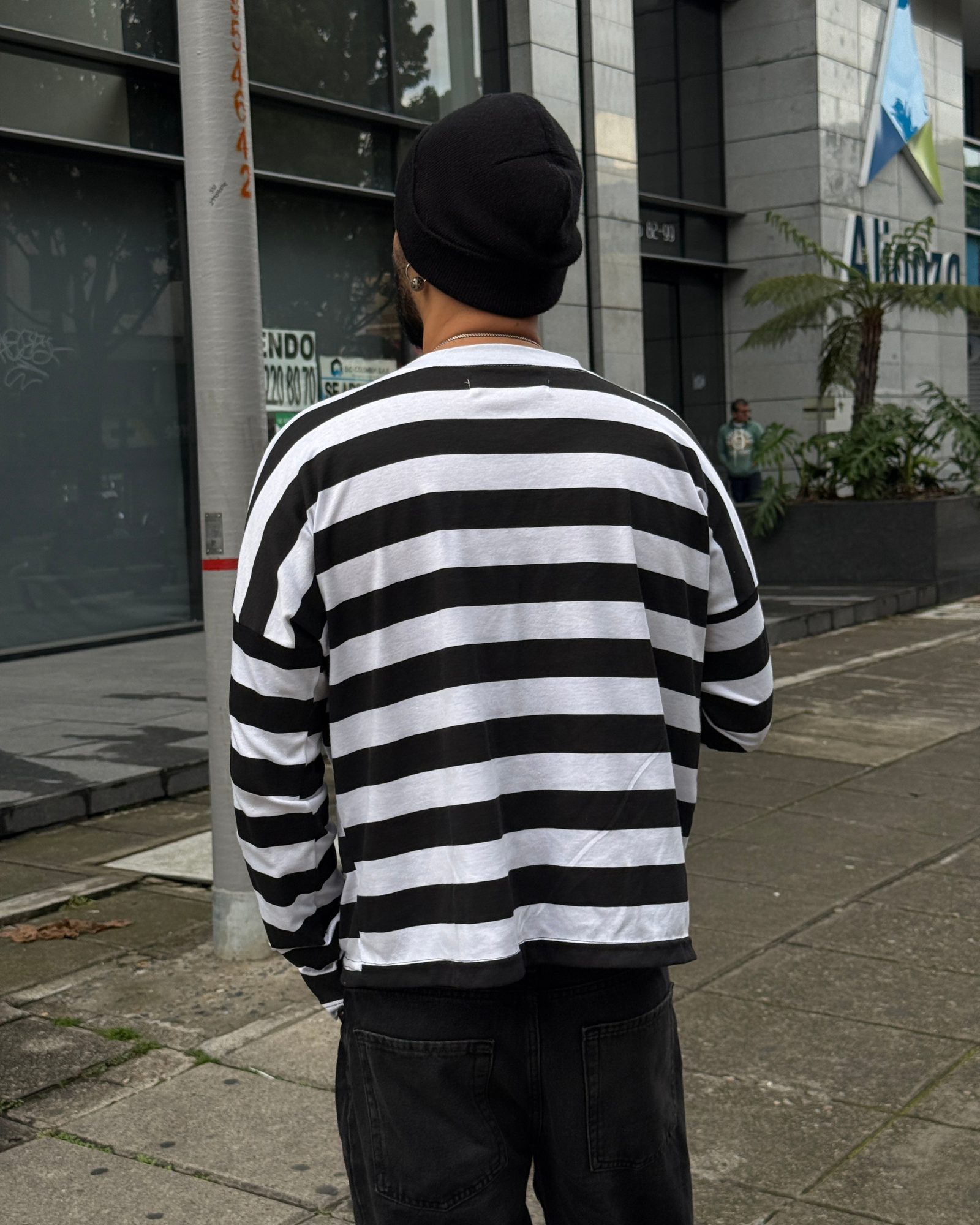 Buzo lineas Classic - LUCHADOR COLOMBIA