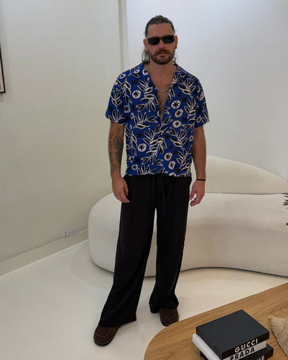 Camisa 3/4 dark blue flowers