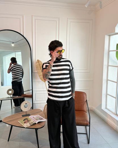 Camiseta 80's black and white